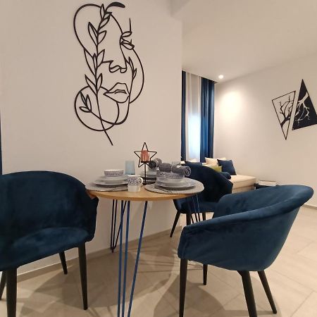 Lovely 1-Bed Apartment In Lac1 ตูนิส ภายนอก รูปภาพ